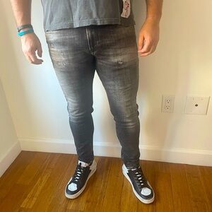 Diesel men’s slim grey jeans, distressed, size 31